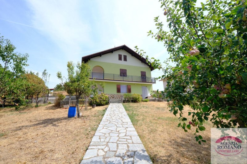 Villa in Ponzone