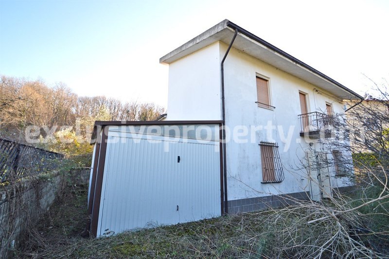 Huis op het platteland in Tornareccio