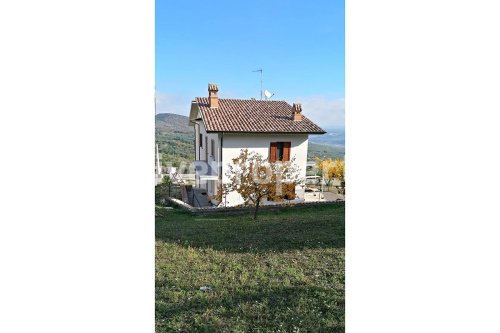 Country house in Dogliola