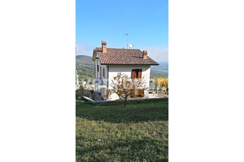Huis op het platteland in Dogliola