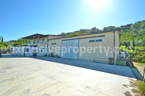 Вилла в Гульонези