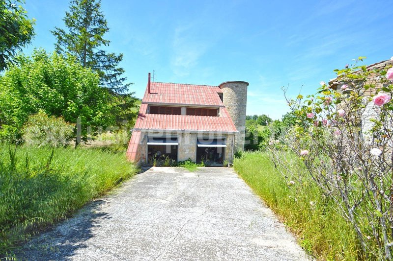 Maison de campagne à Roccaspinalveti