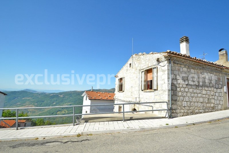 托雷布鲁纳房屋