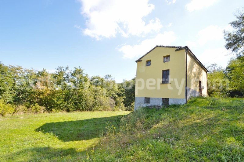 Maison de campagne à Busso