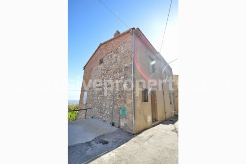 Casa a Tavenna