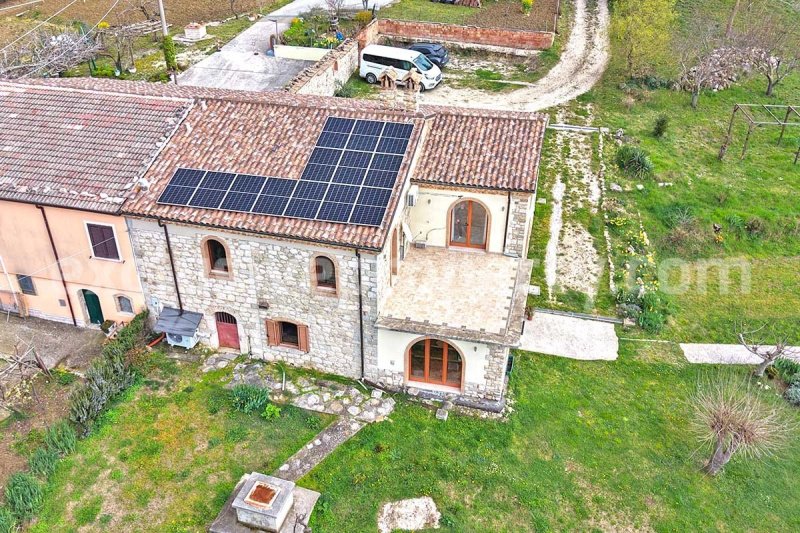 Villa à Busso