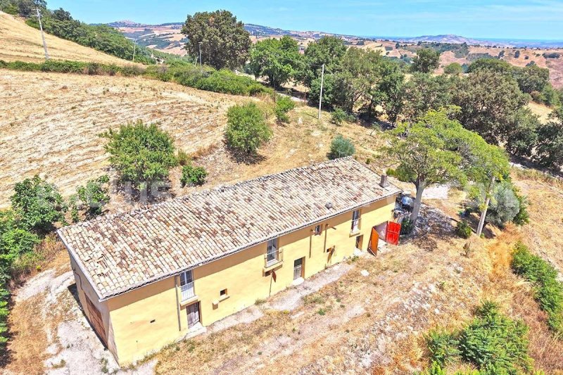 Casa de campo en Guardialfiera