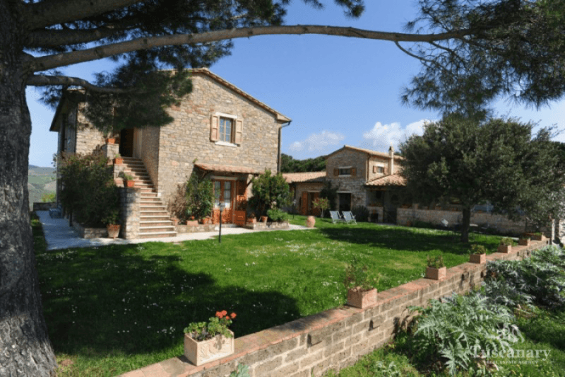 Country house in Semproniano