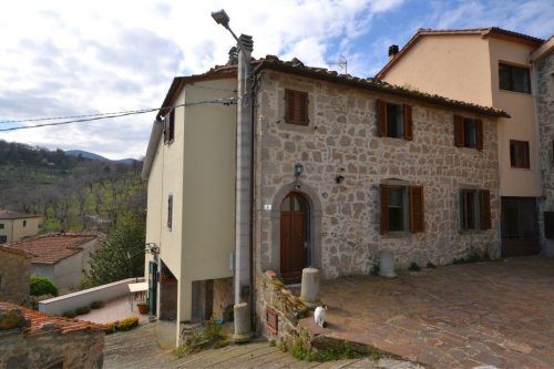 Cielo/Tierra en Castel del Piano