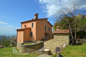 Casa indipendente a Castel del Piano