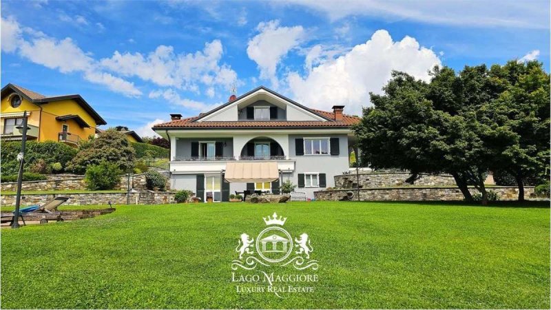 Villa a Arizzano