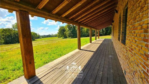 Villa in Agrate Conturbia