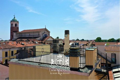 Apartamento em Novara