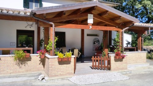 Отдельно стоящий дом в Изола-дель-Гран-Сассо-д'Италия