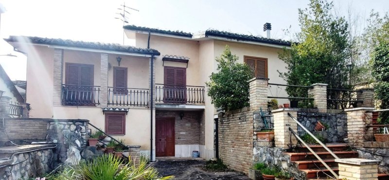 Einfamilienhaus in Tossicia