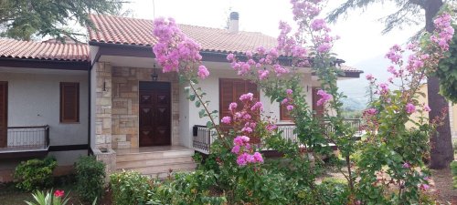 Vrijstaande woning in Tossicia