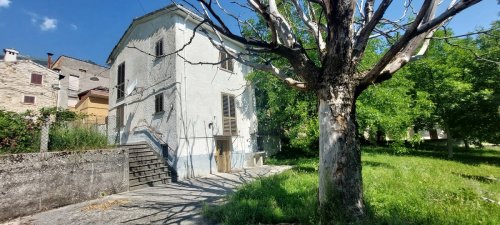 Einfamilienhaus in Isola del Gran Sasso d'Italia