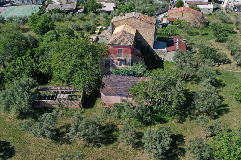 Klein huisje op het platteland in Lanciano