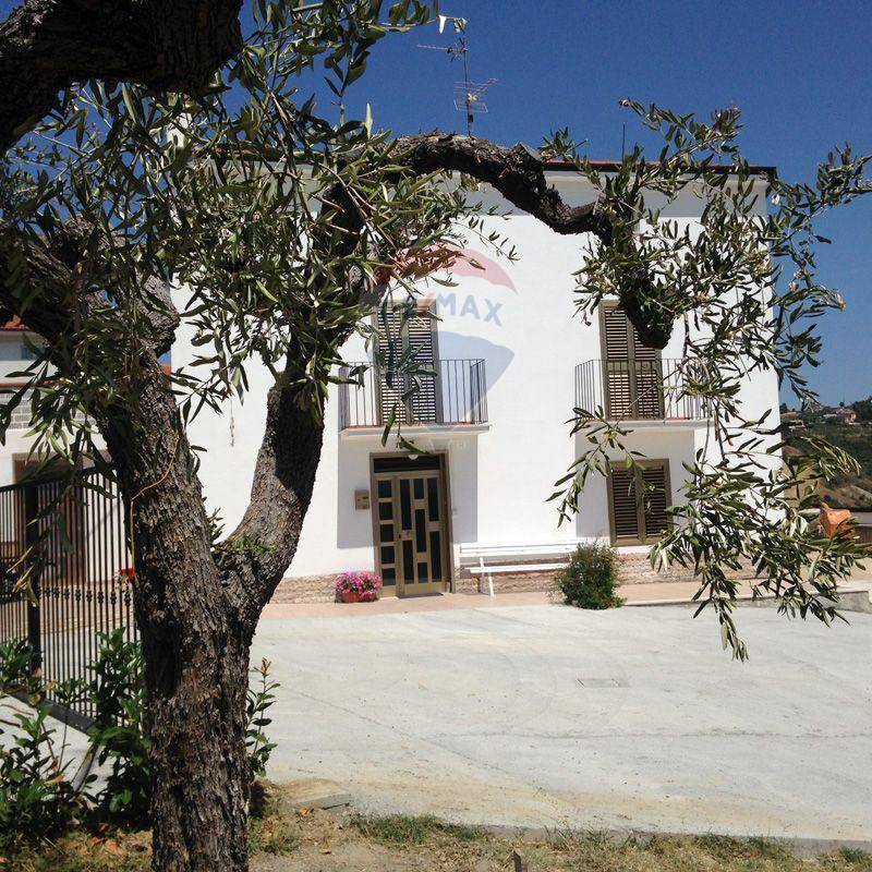 Vrijstaande woning in Castel Frentano