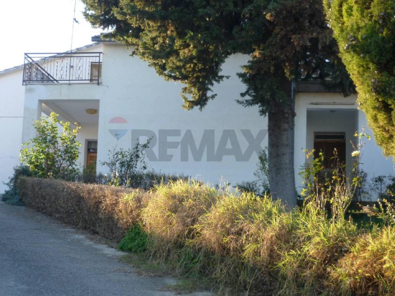 3 Bedrooms Semi-detached house for sale in Lanciano [800788] | Gate-away®