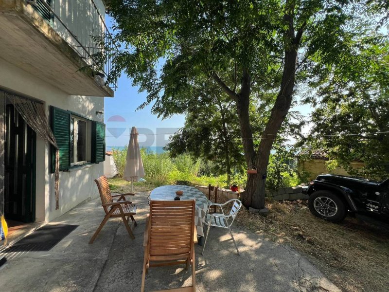 Casa geminada em Ortona