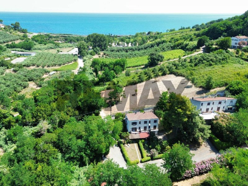 Parhus i Rocca San Giovanni