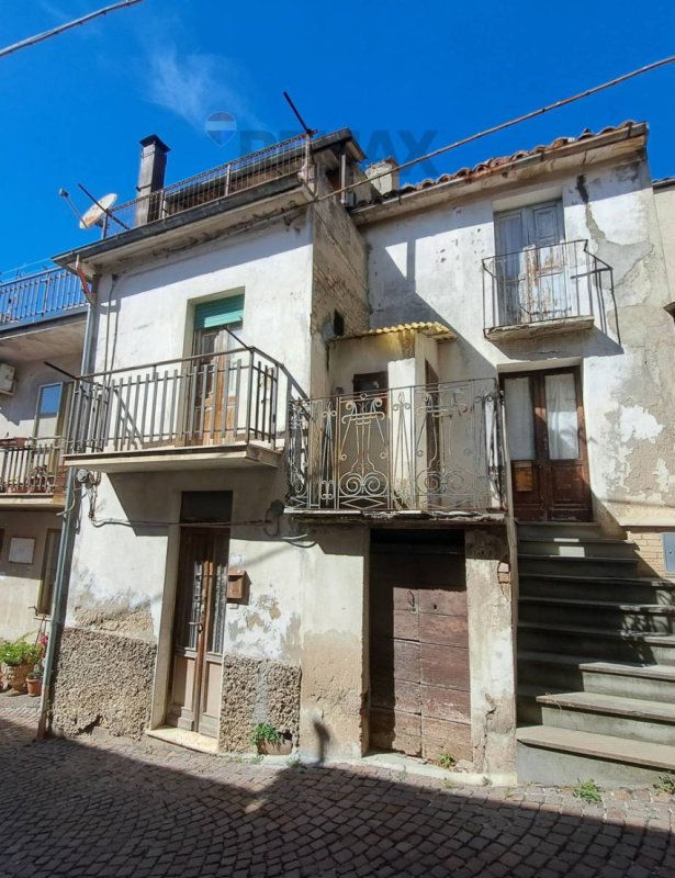Casa semi indipendente a Roccascalegna