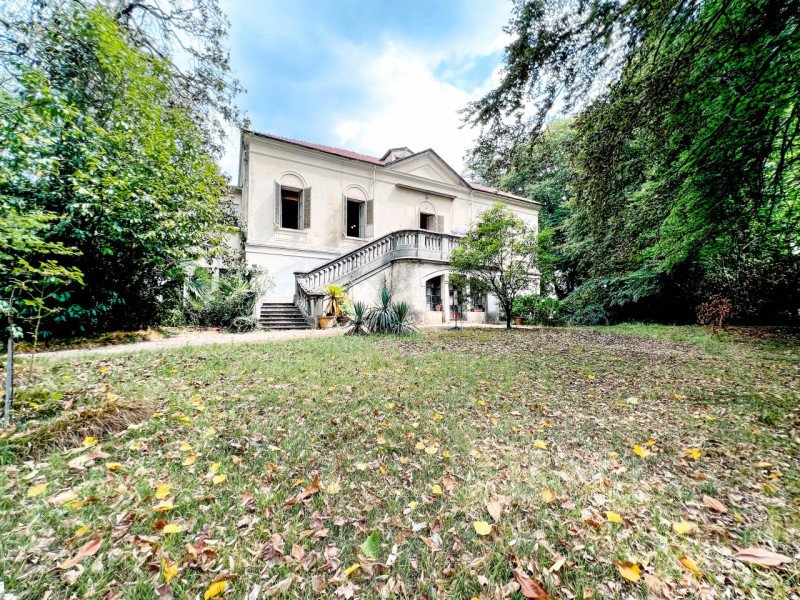 Villa i Romagnano Sesia