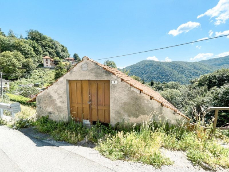 Maison de campagne à Quarna Sotto