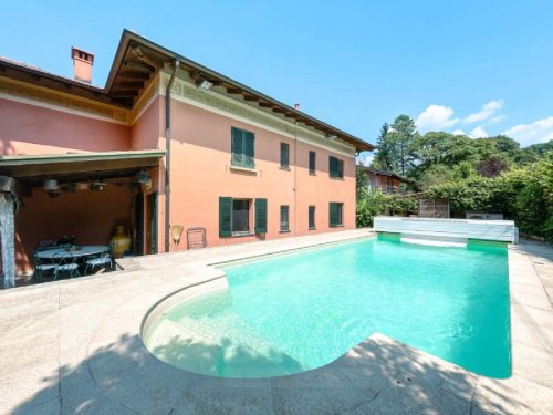 House in Orta San Giulio