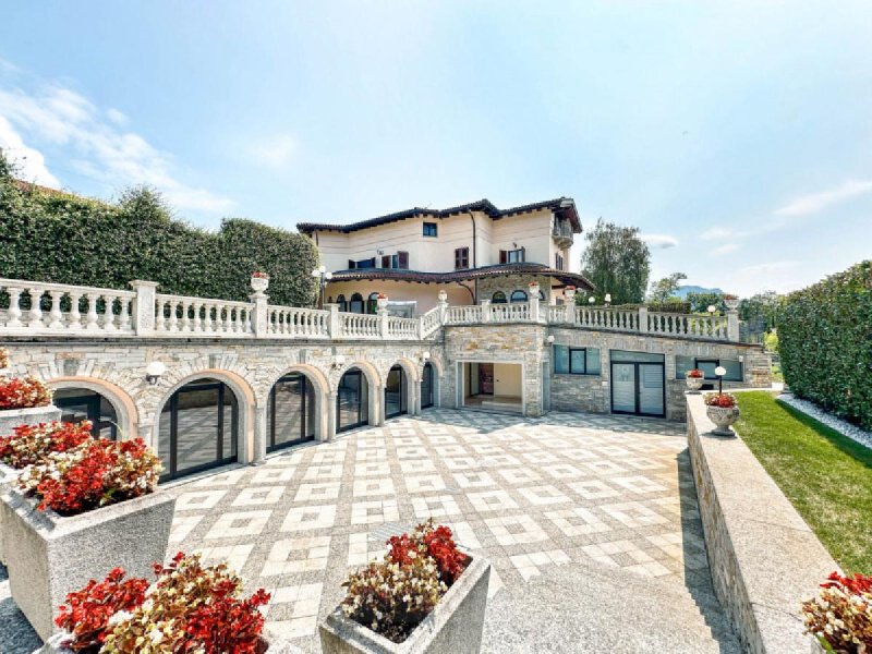 Villa à Verbania