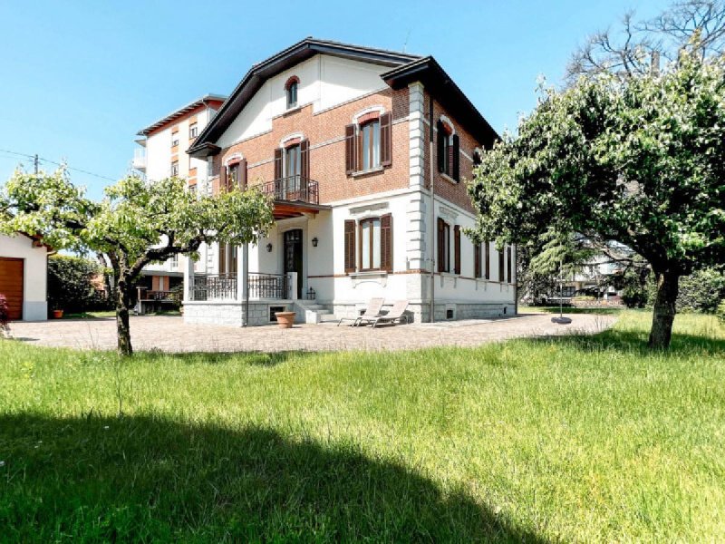 Villa à Gozzano