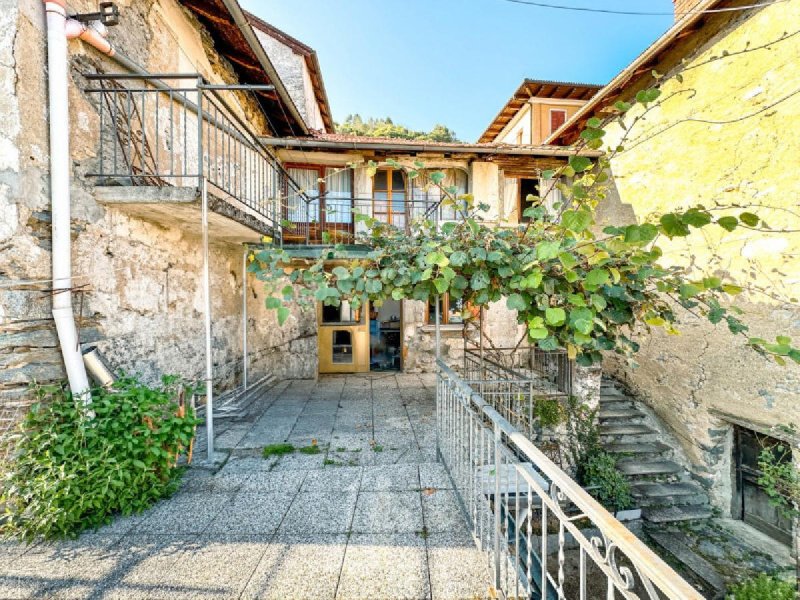 House in Trarego Viggiona