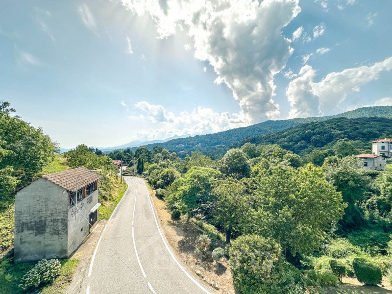 Casa em Cellio con Breia