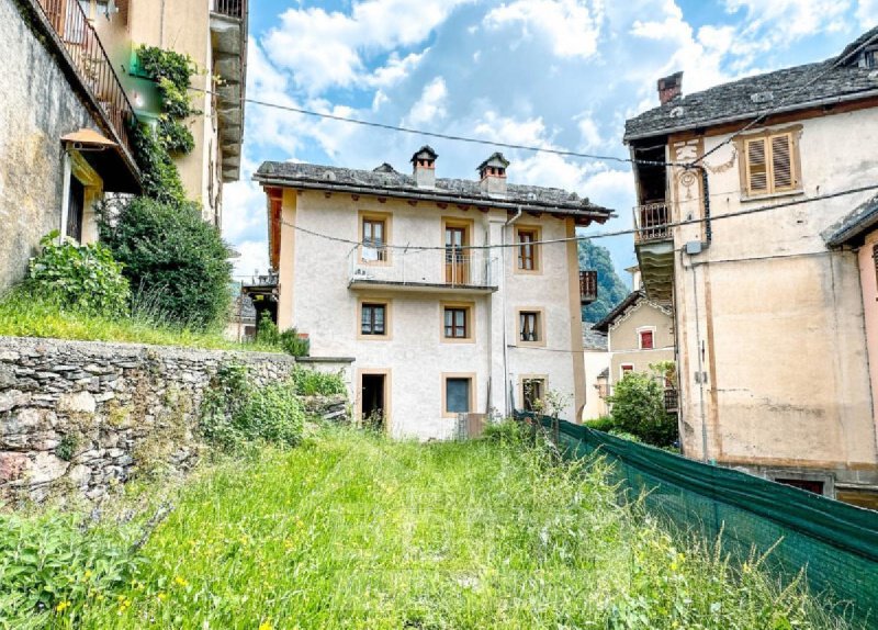 Appartement à Cervatto