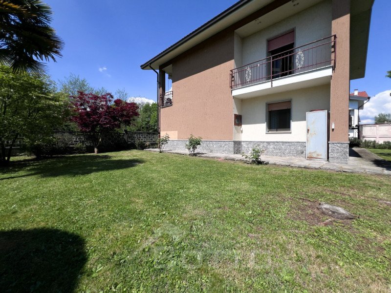 Casa en Serravalle Sesia