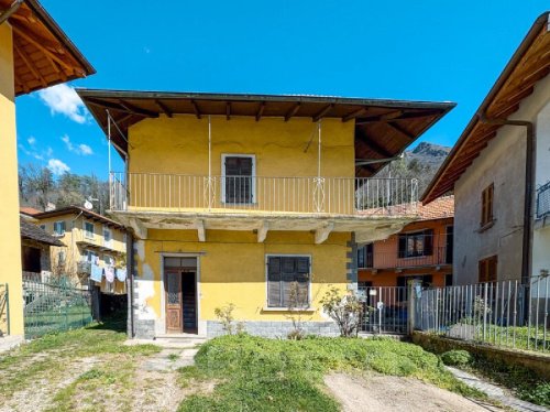 Hus i Mergozzo