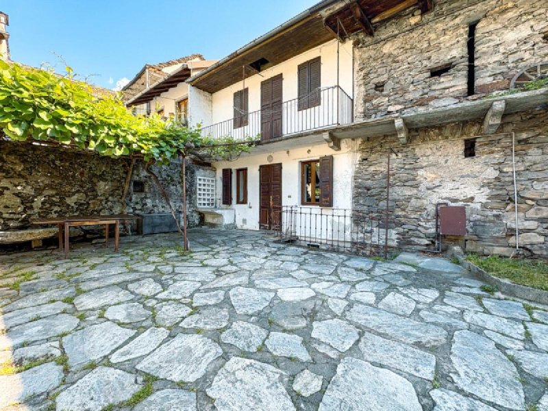 Casa a Ornavasso