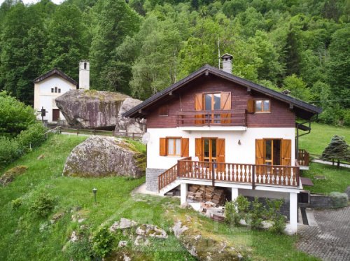 Casa a Piode