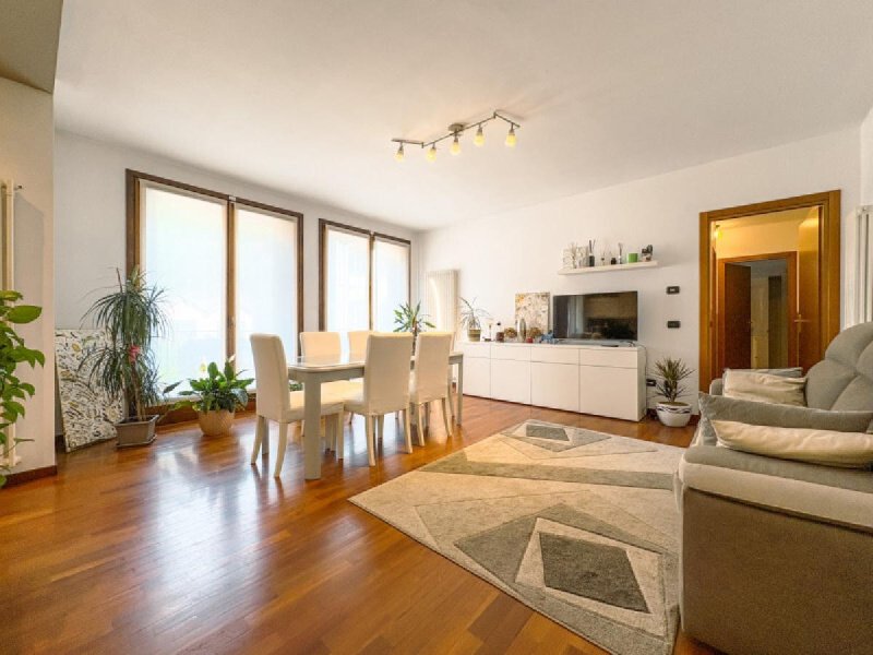 Квартира в Оменья