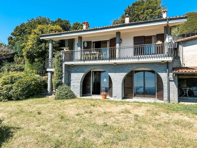 Villa à Massino Visconti