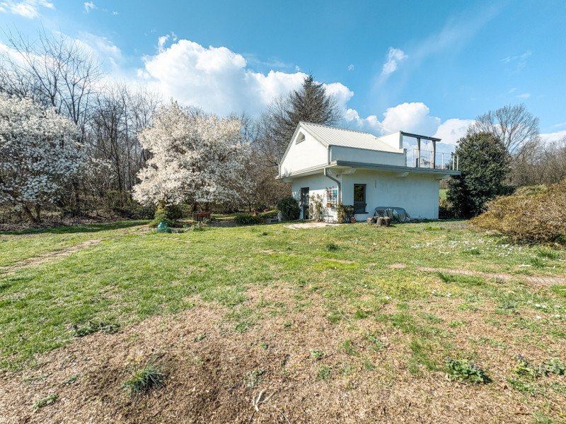 Дом в Оледжо-Кастелло