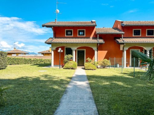 Moradia com terraço em Stresa