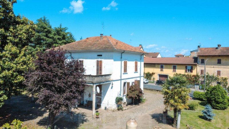 Villa in Borgomanero