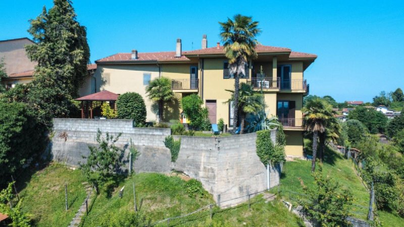 Casa a Gattico-Veruno