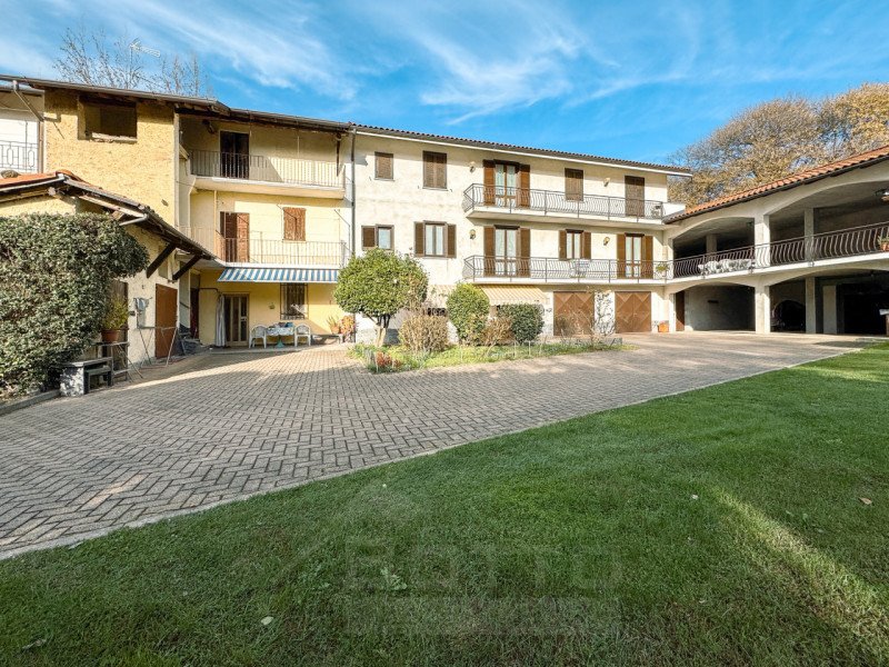 Maison mitoyenne à Oleggio Castello