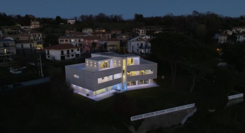 Villa in Romagnano Sesia