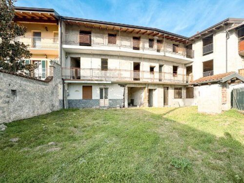 Landhaus in Paruzzaro