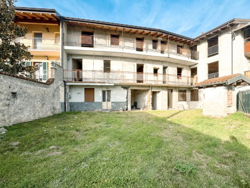 Landhaus in Paruzzaro