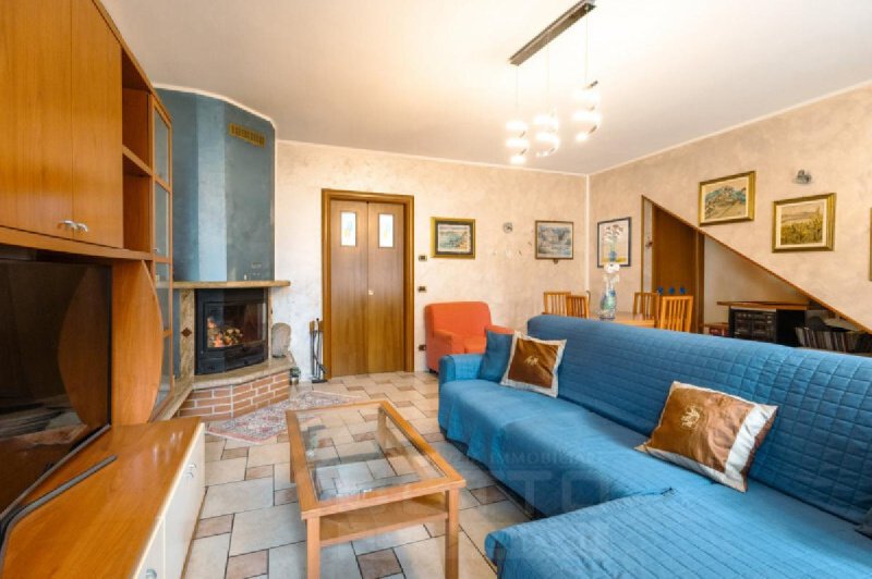 Reihenhaus in Invorio